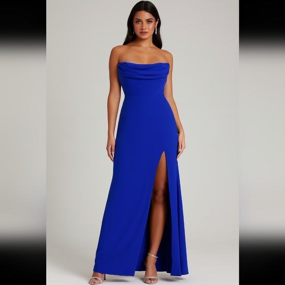 Lulus Dresses & Skirts - Lulus Blue Strapless Gown, EUC